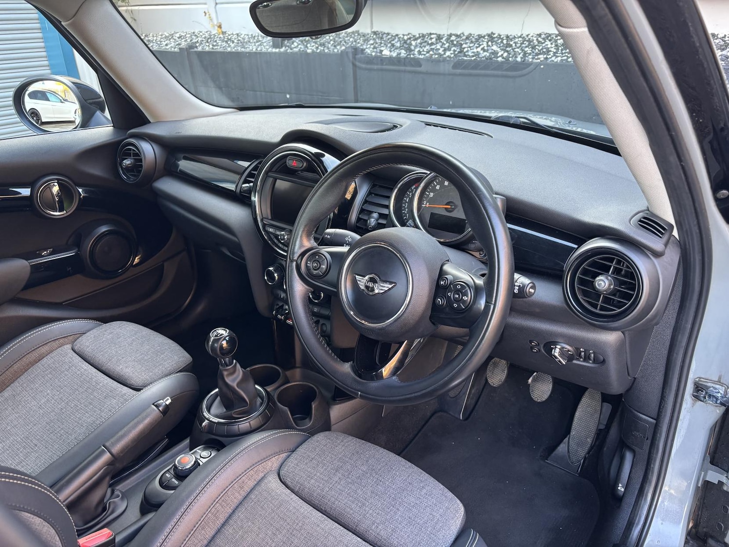 Used MINI Hatch 2015 for sale - 76494351: Photo 25