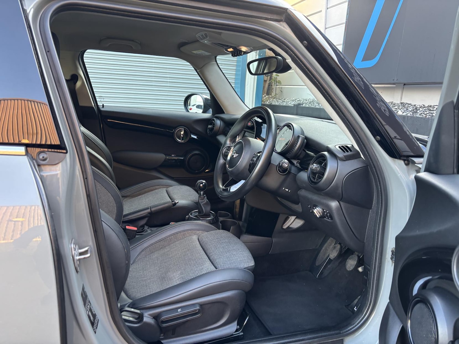 Used MINI Hatch 2015 for sale - 76494351: Photo 26