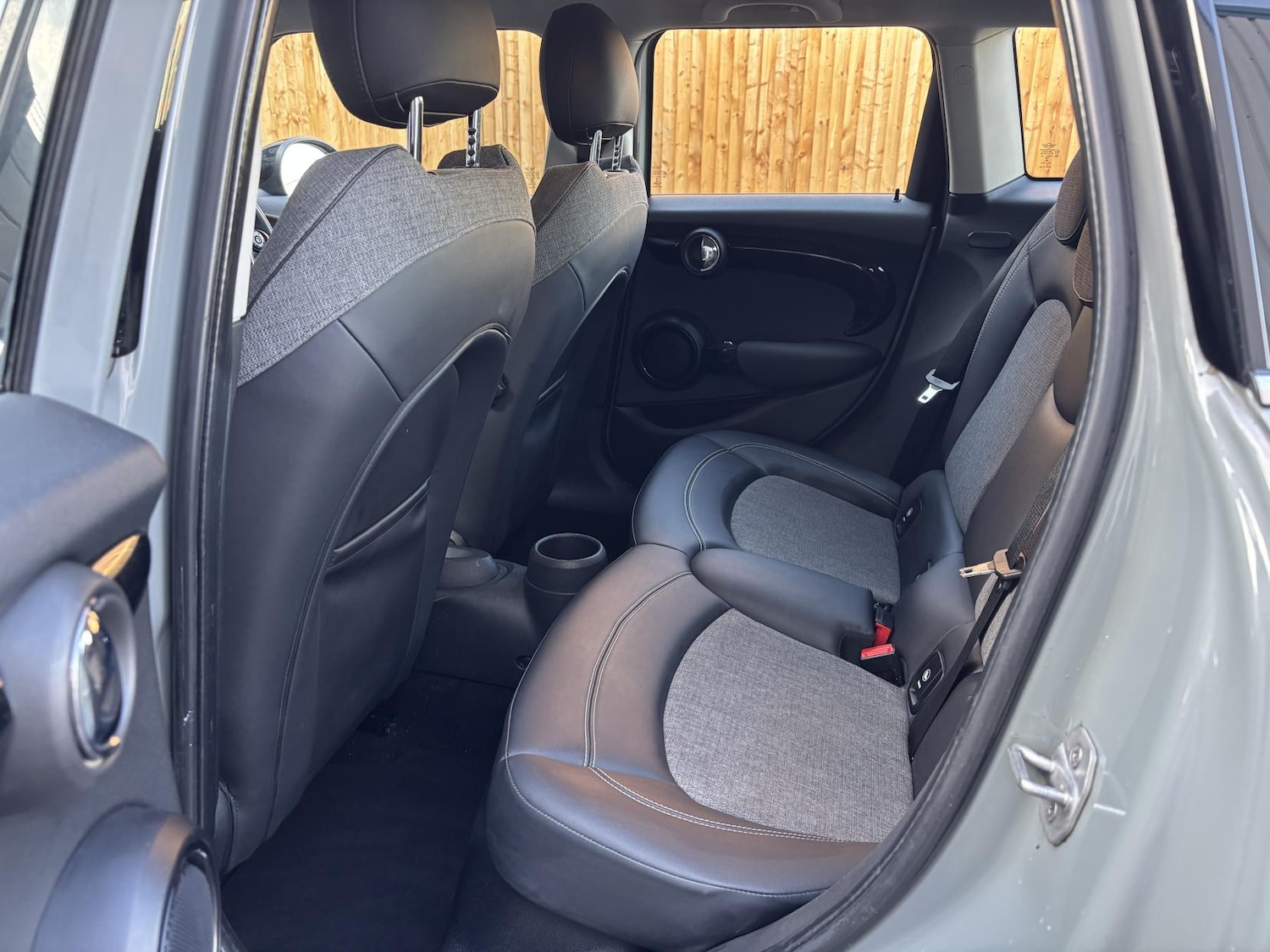 Used MINI Hatch 2015 for sale - 76494351: Photo 31