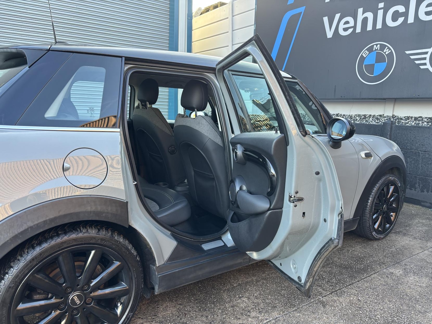 Used MINI Hatch 2015 for sale - 76494351: Photo 34