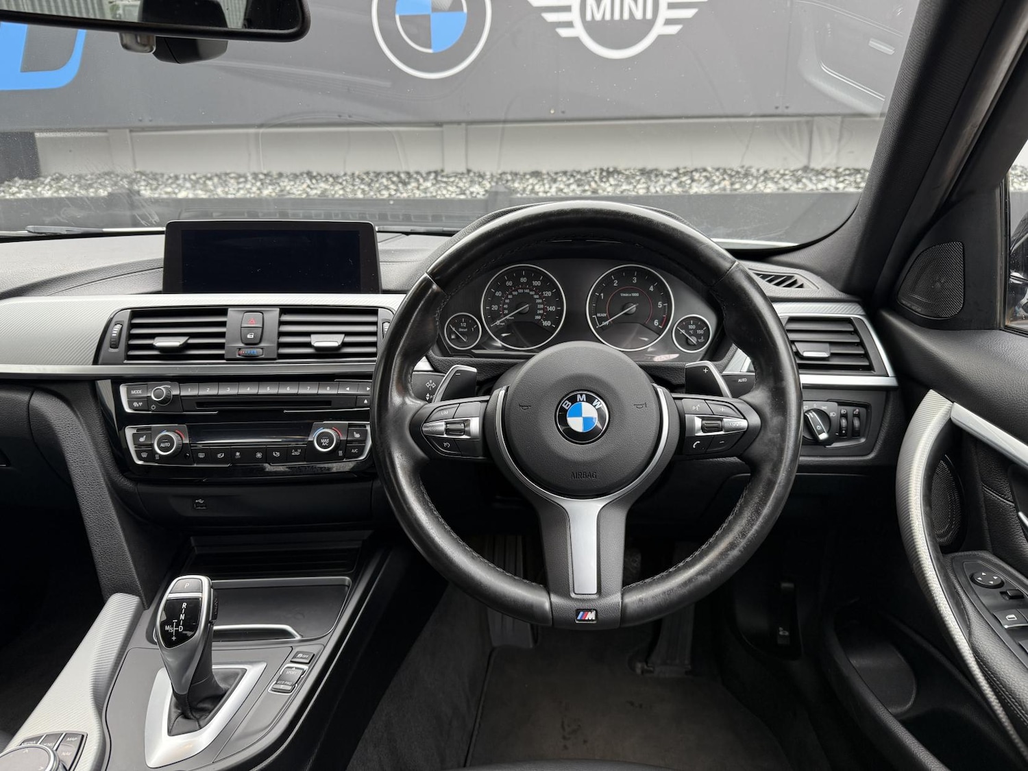 Used BMW 3 Series 2018 for sale - 76172734: Photo 2