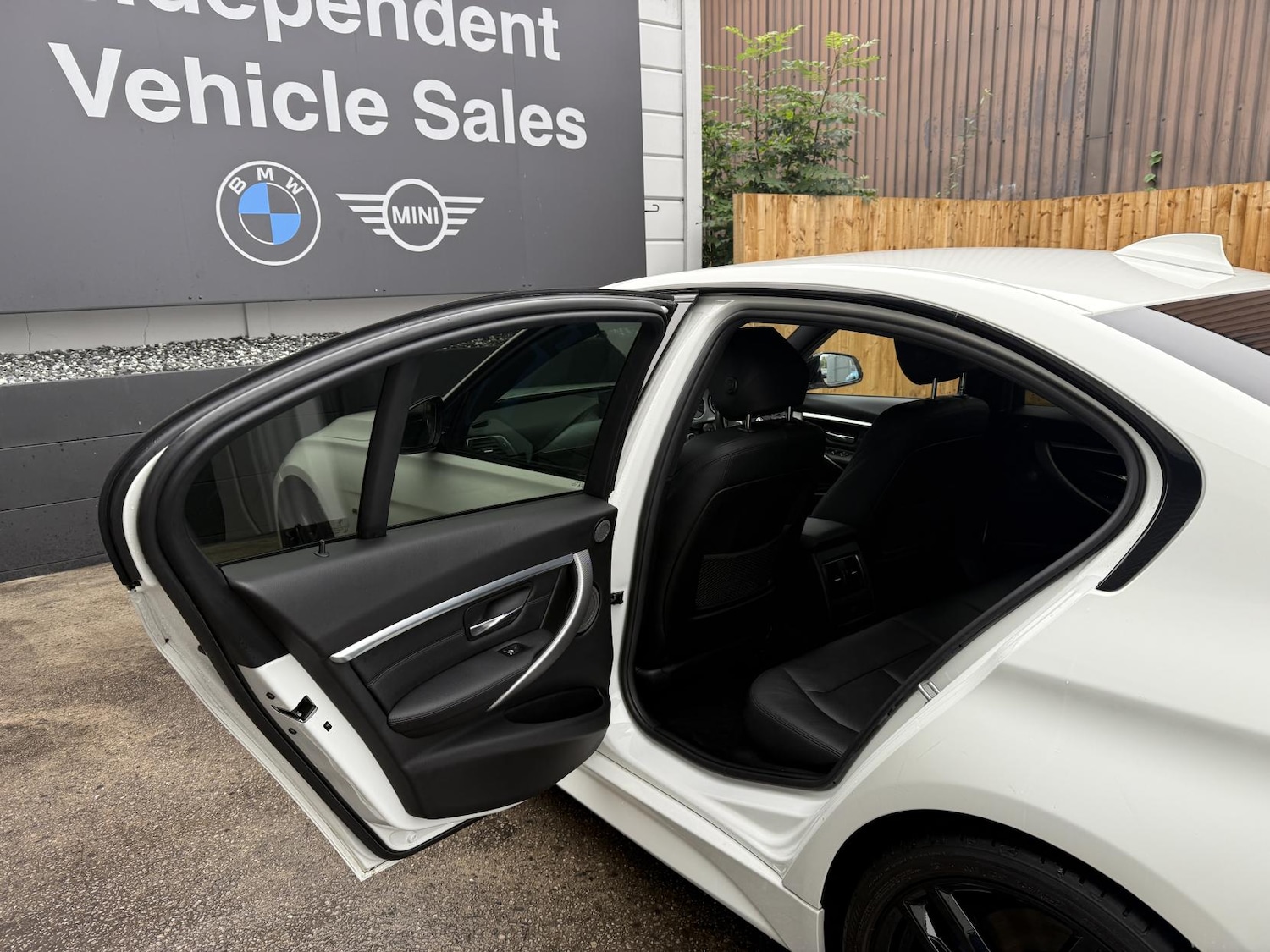 Used BMW 3 Series 2018 for sale - 76172734: Photo 44