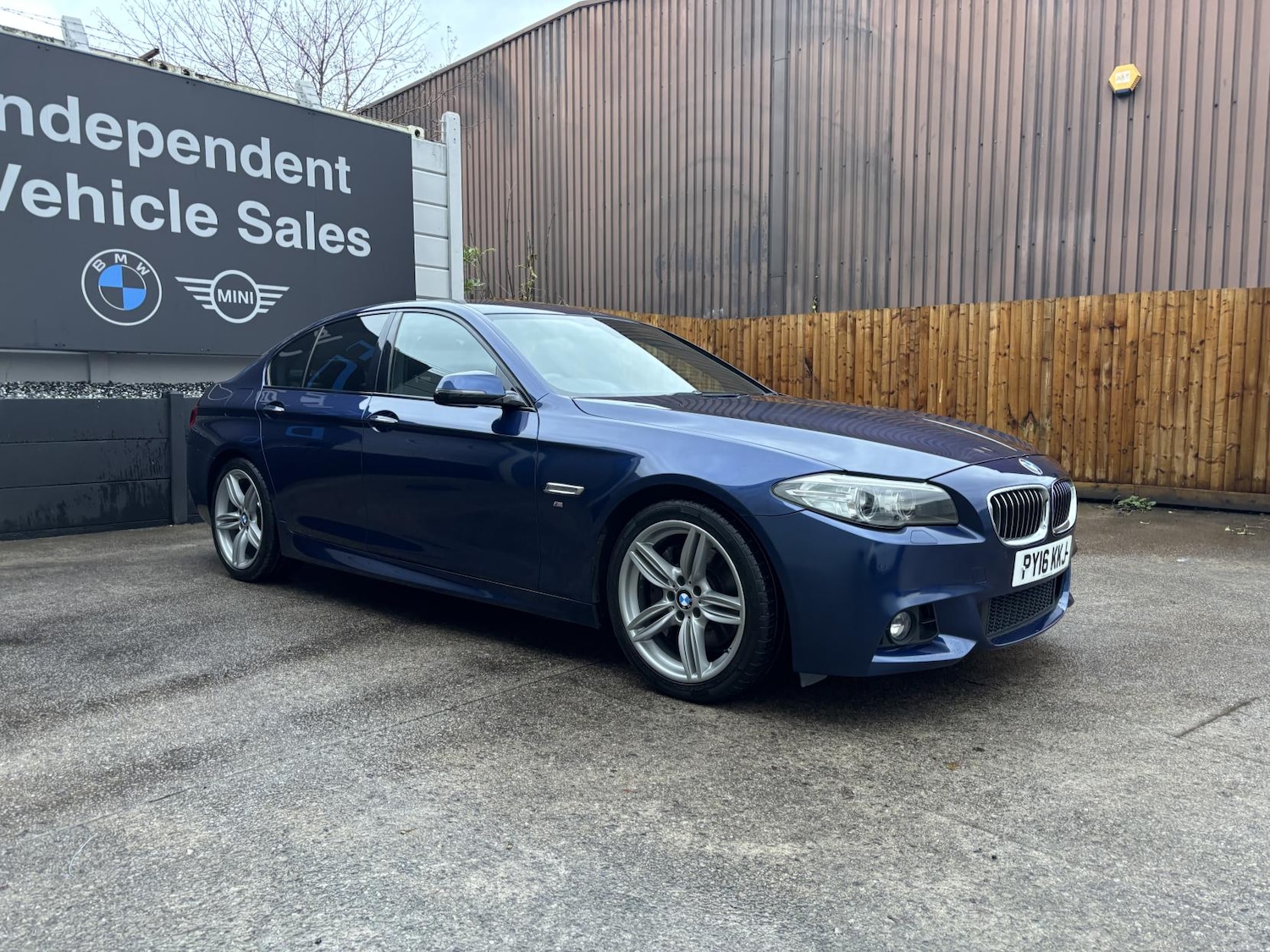 Used BMW 5 Series 2016 for sale - 76957320: Photo 13