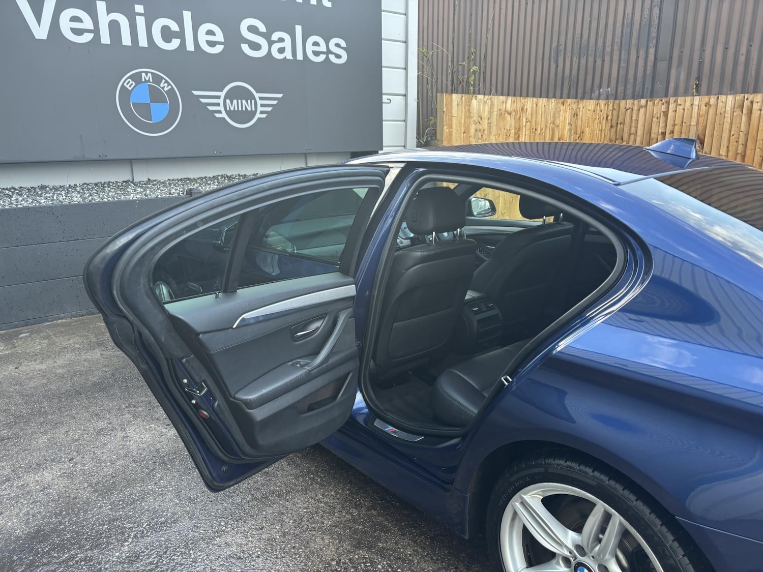 Used BMW 5 Series 2016 for sale - 76957320: Photo 27