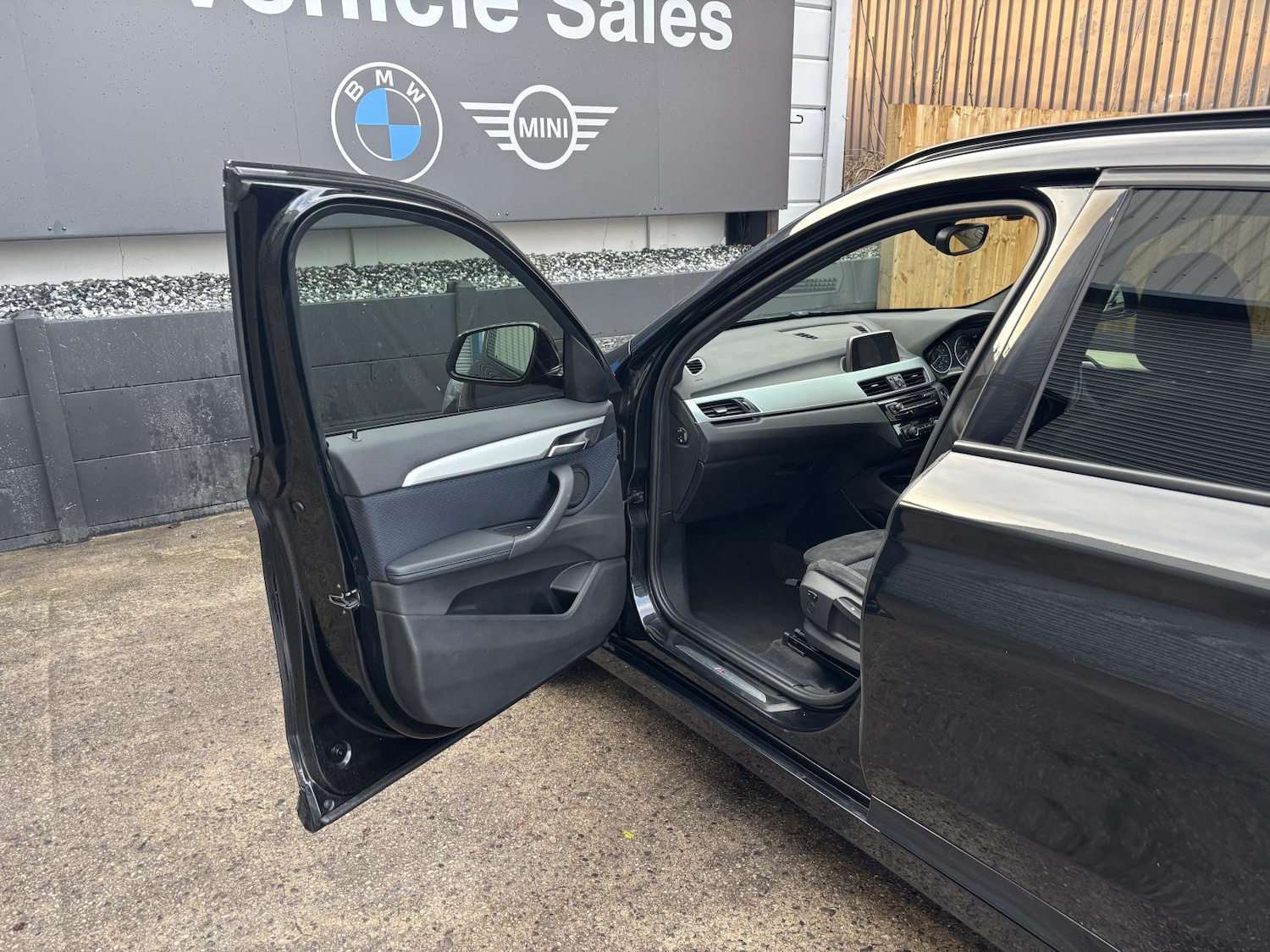 Used BMW X1 2017 for sale - 77103723: Photo 28