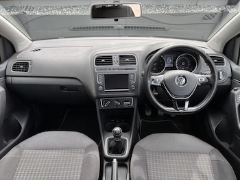 Used Volkswagen Polo 2014 for sale - 78456909: Photo