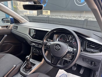 Used Volkswagen Polo 2019 for sale - 79228584: Photo