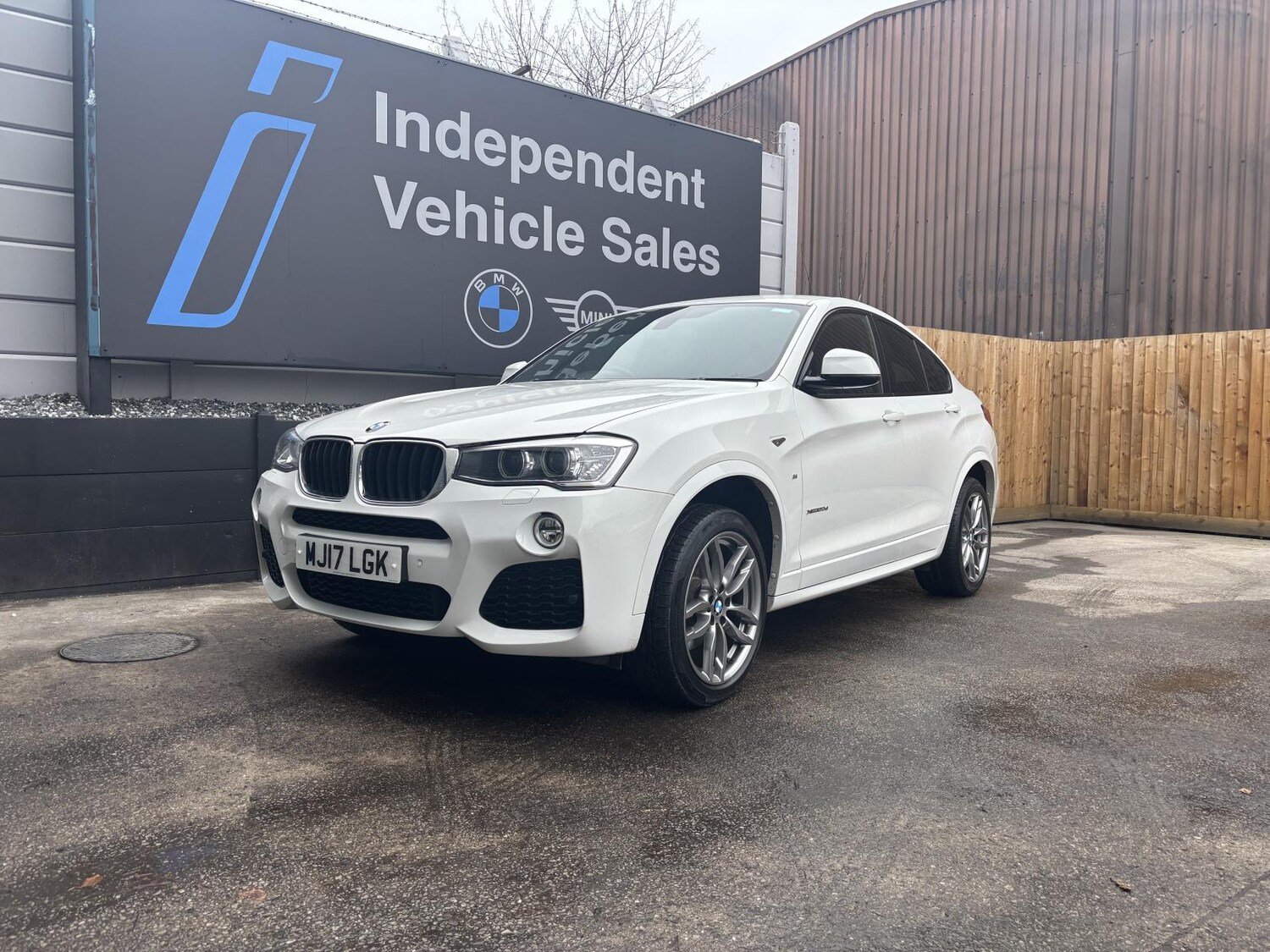 Used BMW X4 2017 for sale - 77508939: Photo 14