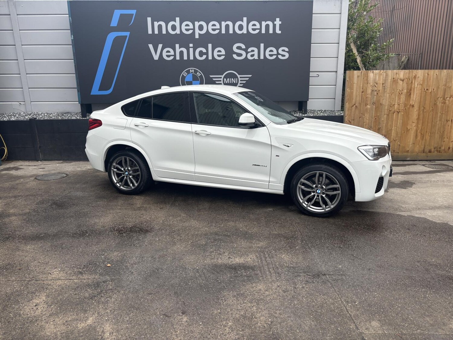Used BMW X4 2017 for sale - 77508939: Photo 26