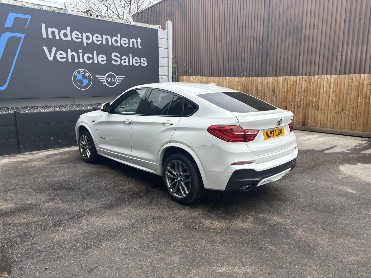 Used BMW X4 2017 for sale - 77508939: Photo 32