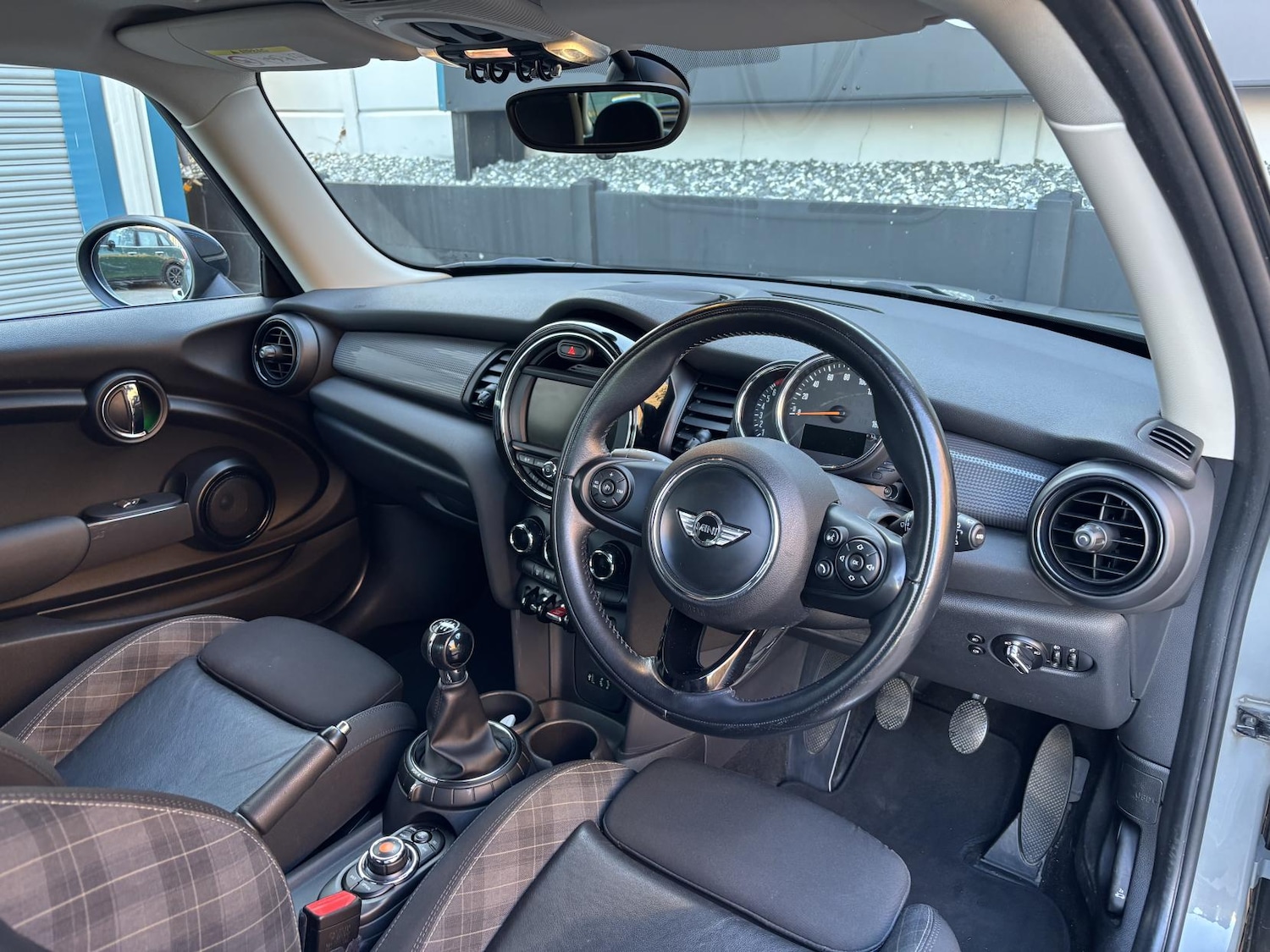 Used MINI Hatch 2016 for sale - 76640715: Photo 2