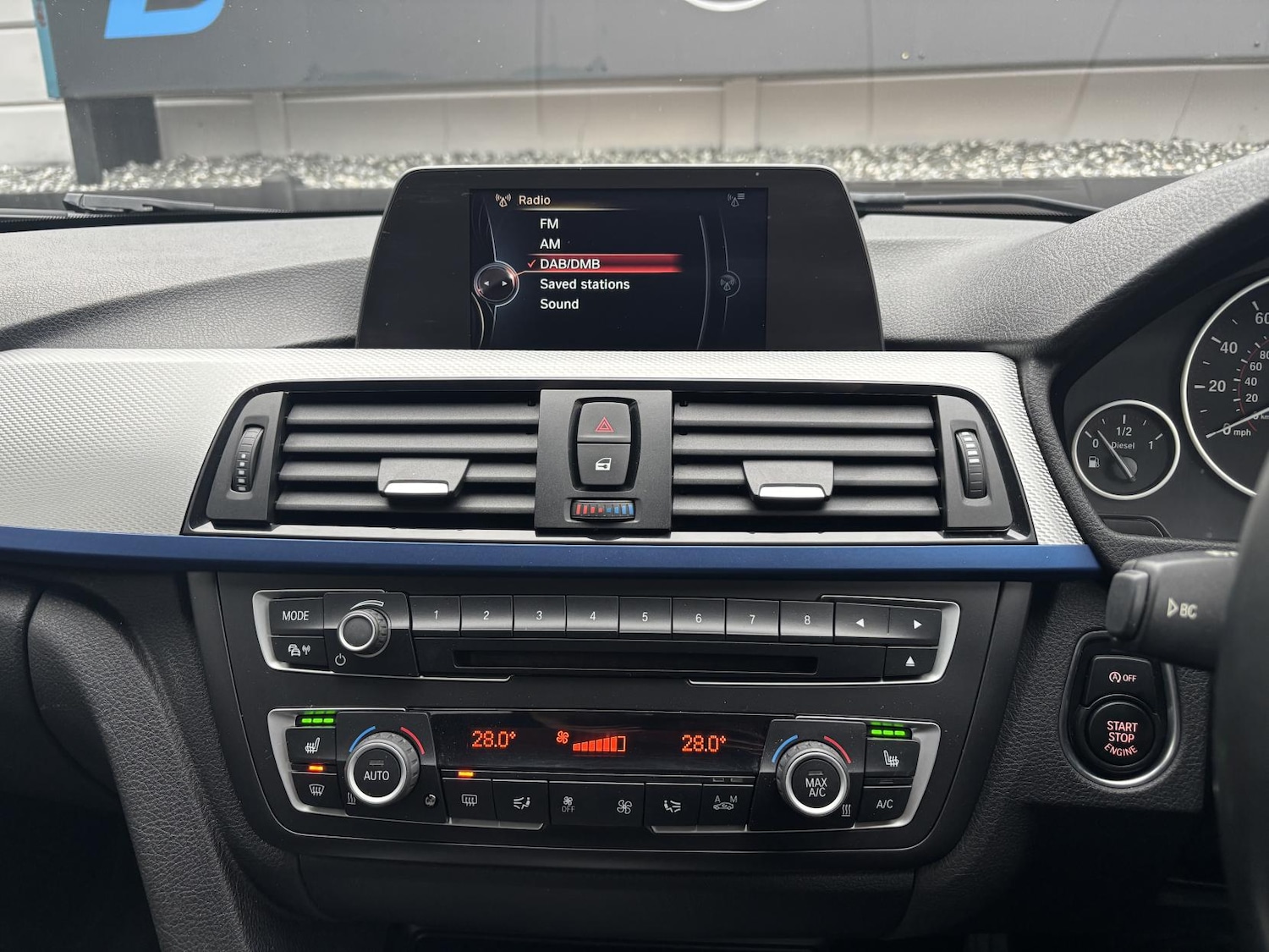 Used BMW 3 Series 2015 for sale - 77285868: Photo 33