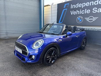 Used MINI Convertible 2018 for sale - 76807345: Photo