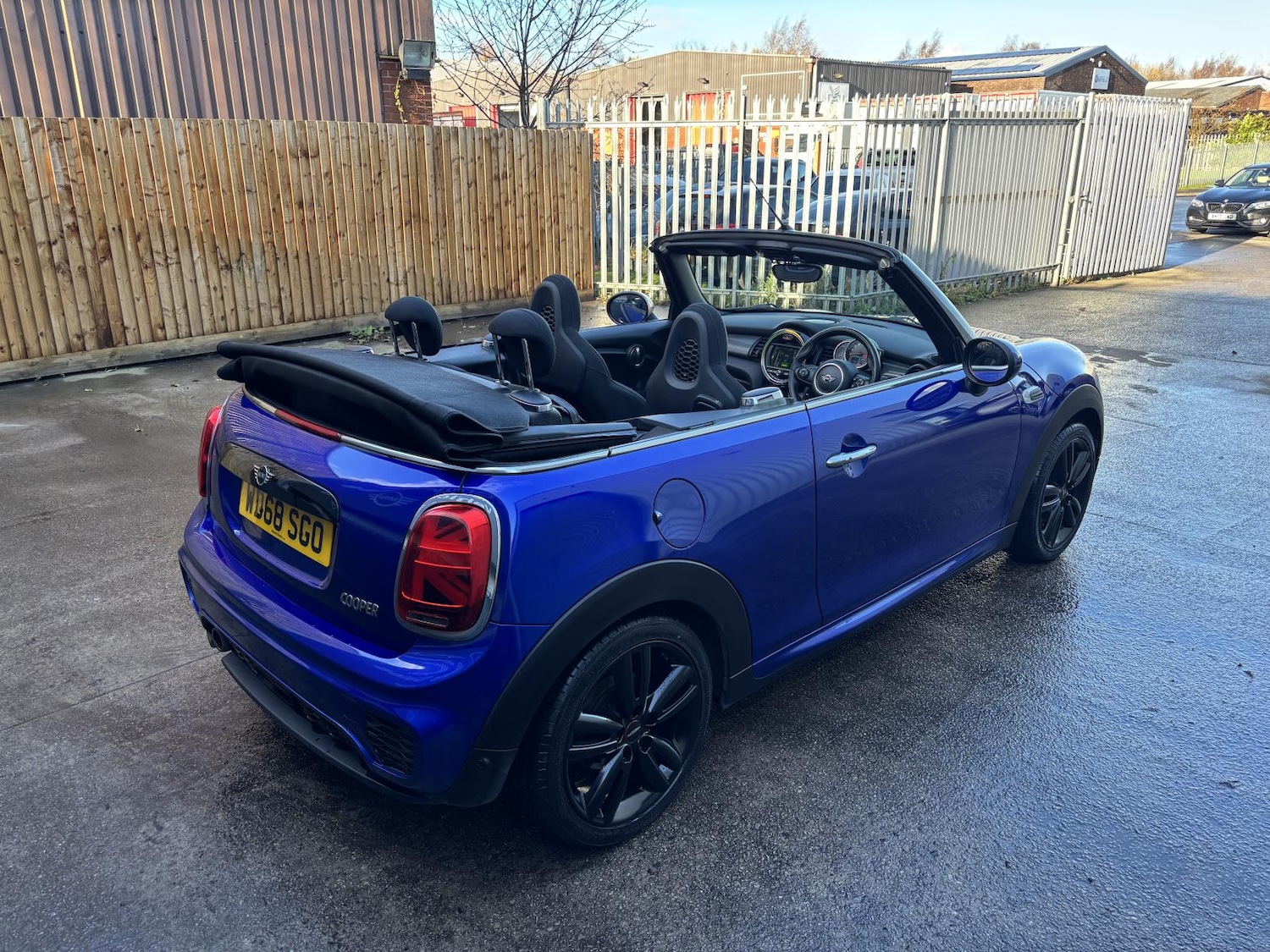 Used MINI Convertible 2018 for sale - 76807345: Photo 20