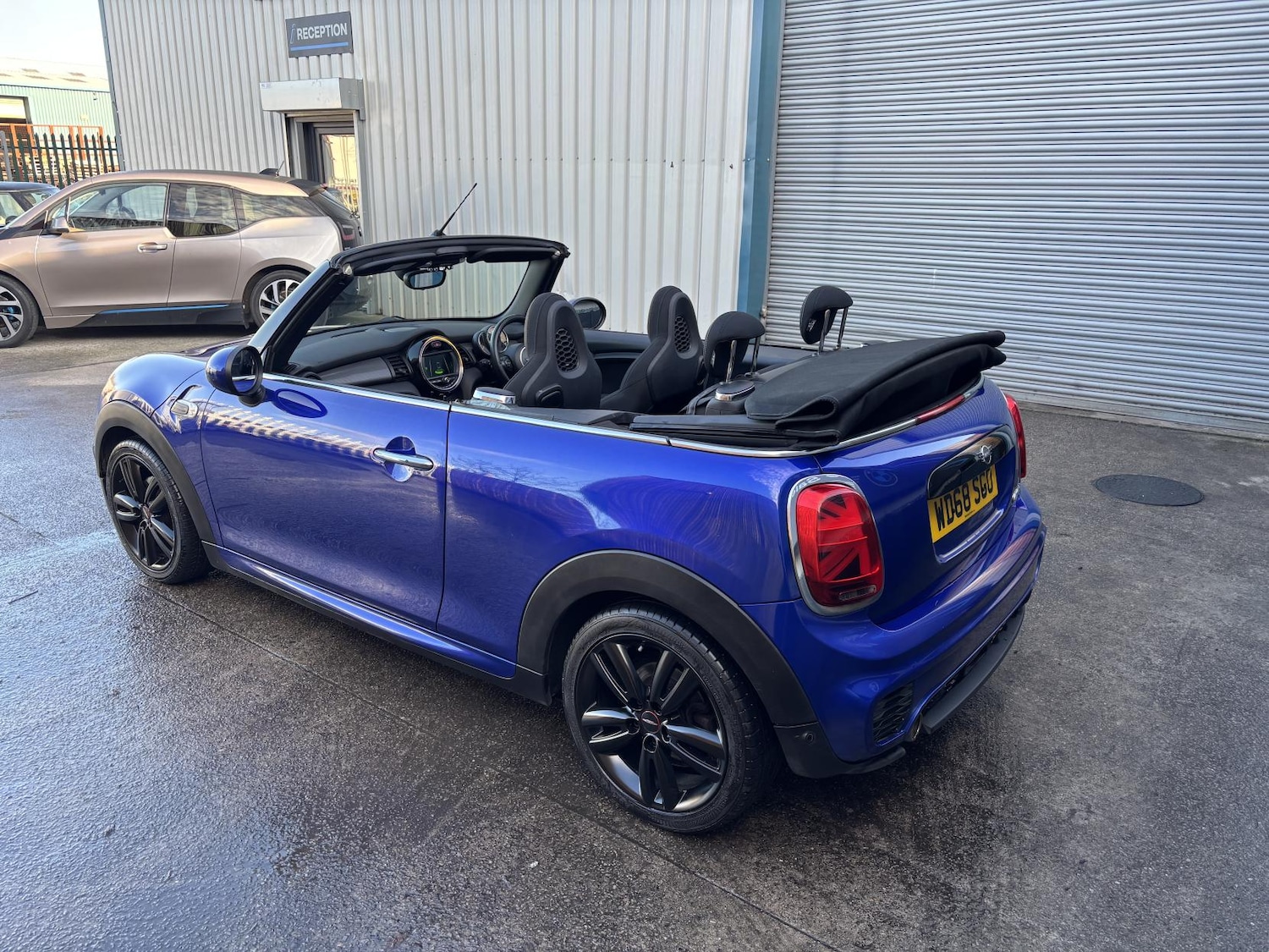 Used MINI Convertible 2018 for sale - 76807345: Photo 25