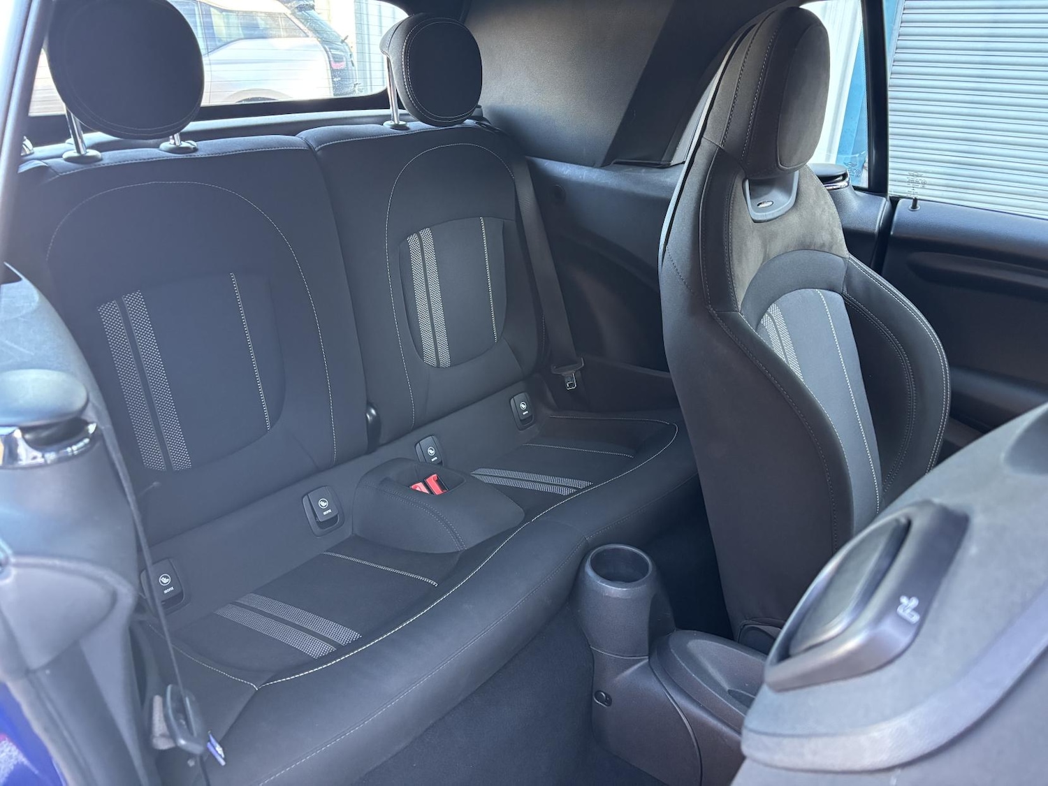 Used MINI Convertible 2018 for sale - 76807345: Photo 30