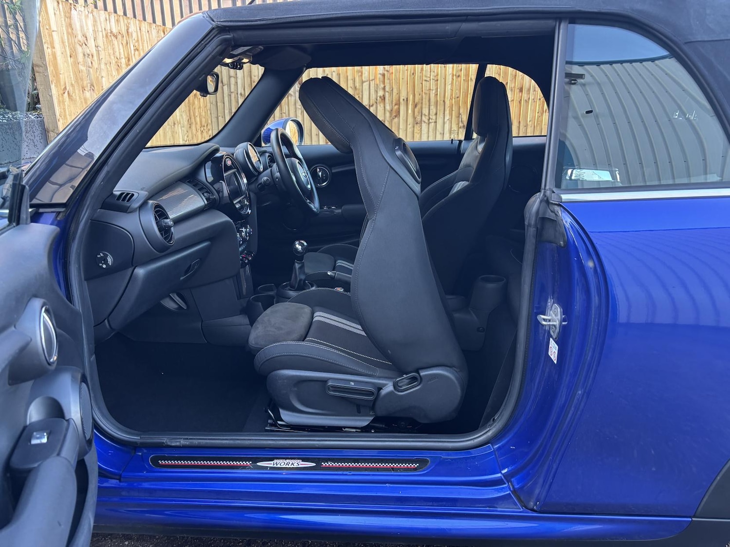 Used MINI Convertible 2018 for sale - 76807345: Photo 34