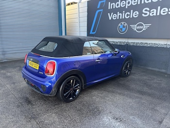 Used MINI Convertible 2018 for sale - 76807345: Photo