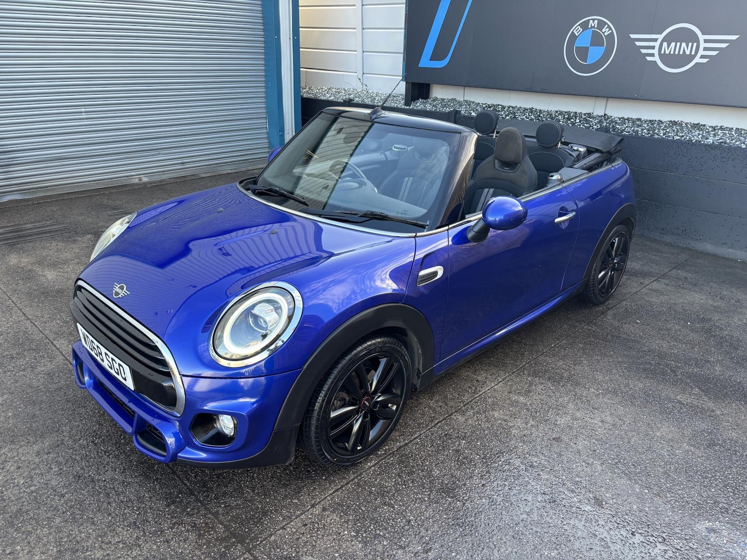 Used MINI Convertible 2018 for sale - 76807345: Photo 7