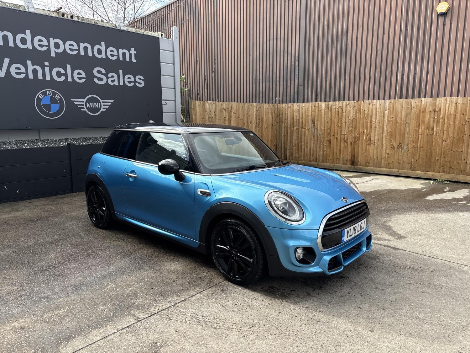 Used MINI Hatch 2018 for sale - 77901232: Photo 10
