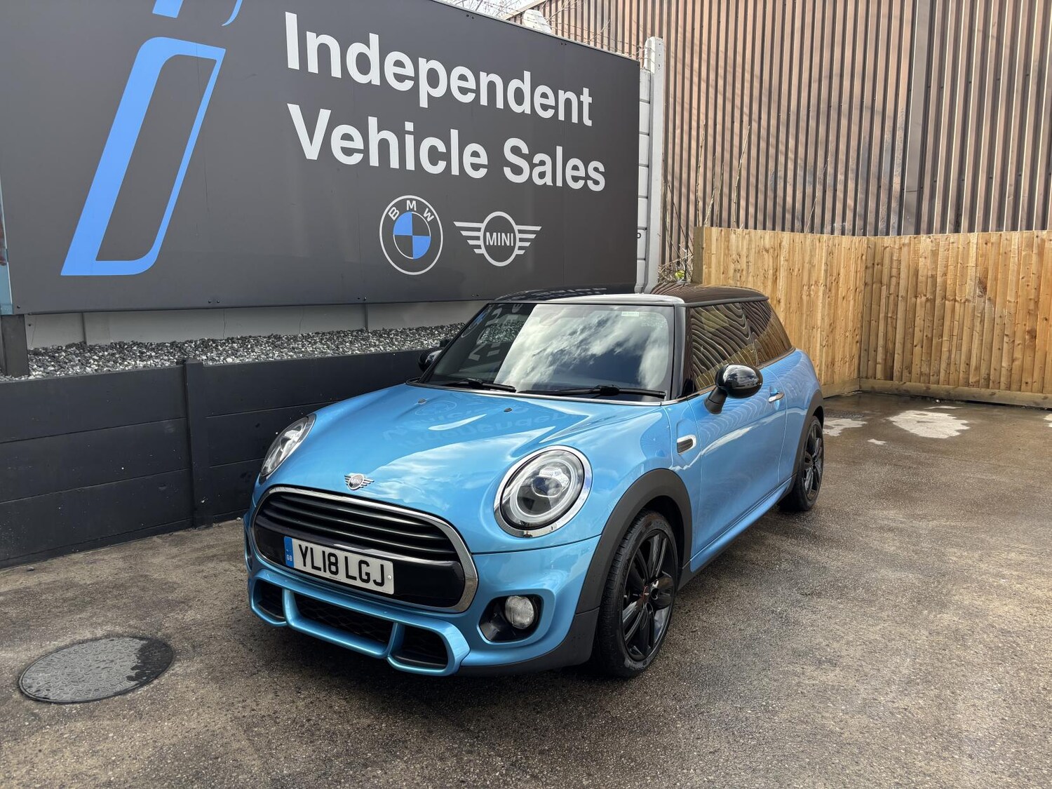 Used MINI Hatch 2018 for sale - 77901232: Photo 14