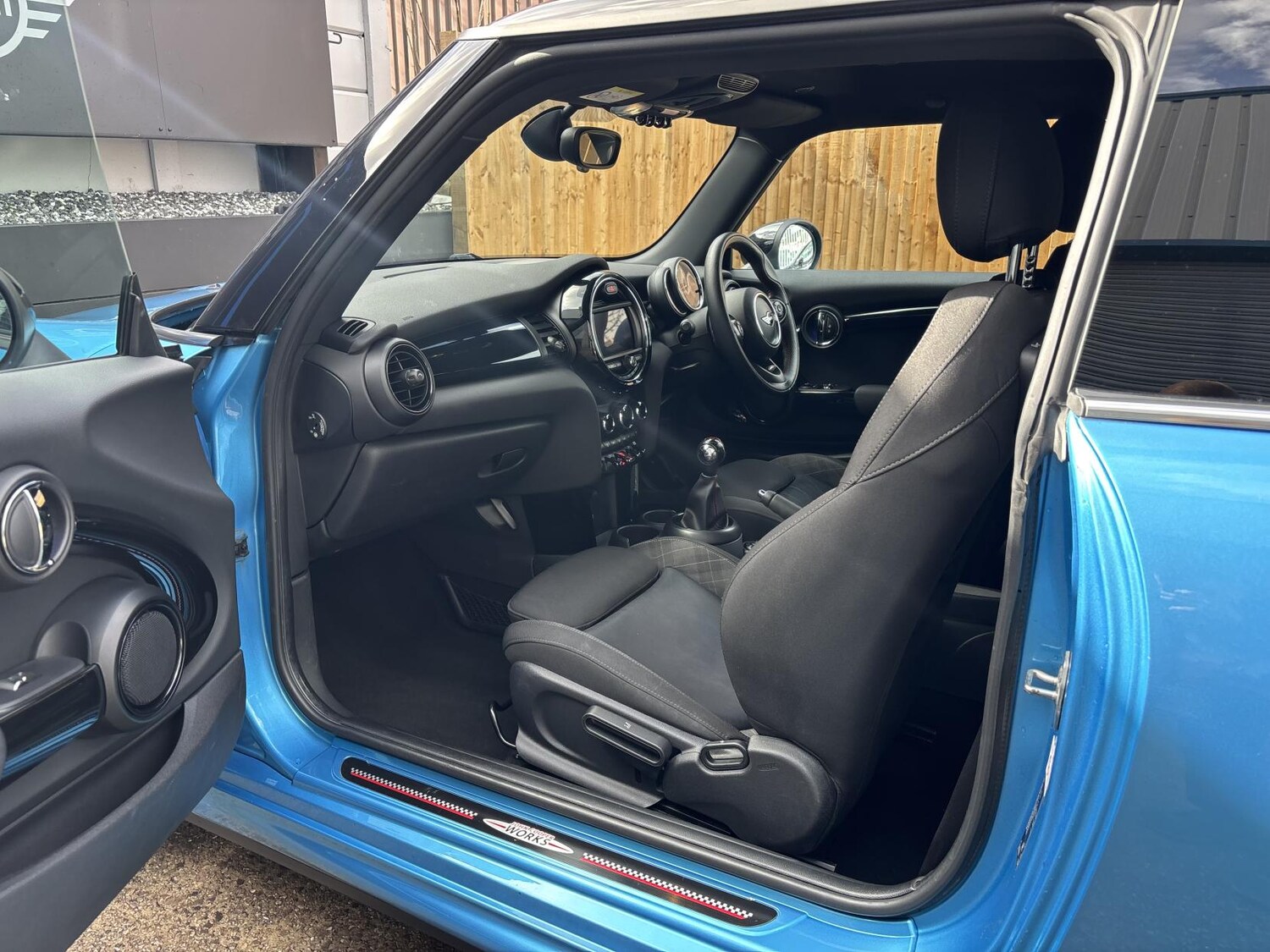 Used MINI Hatch 2018 for sale - 77901232: Photo 18