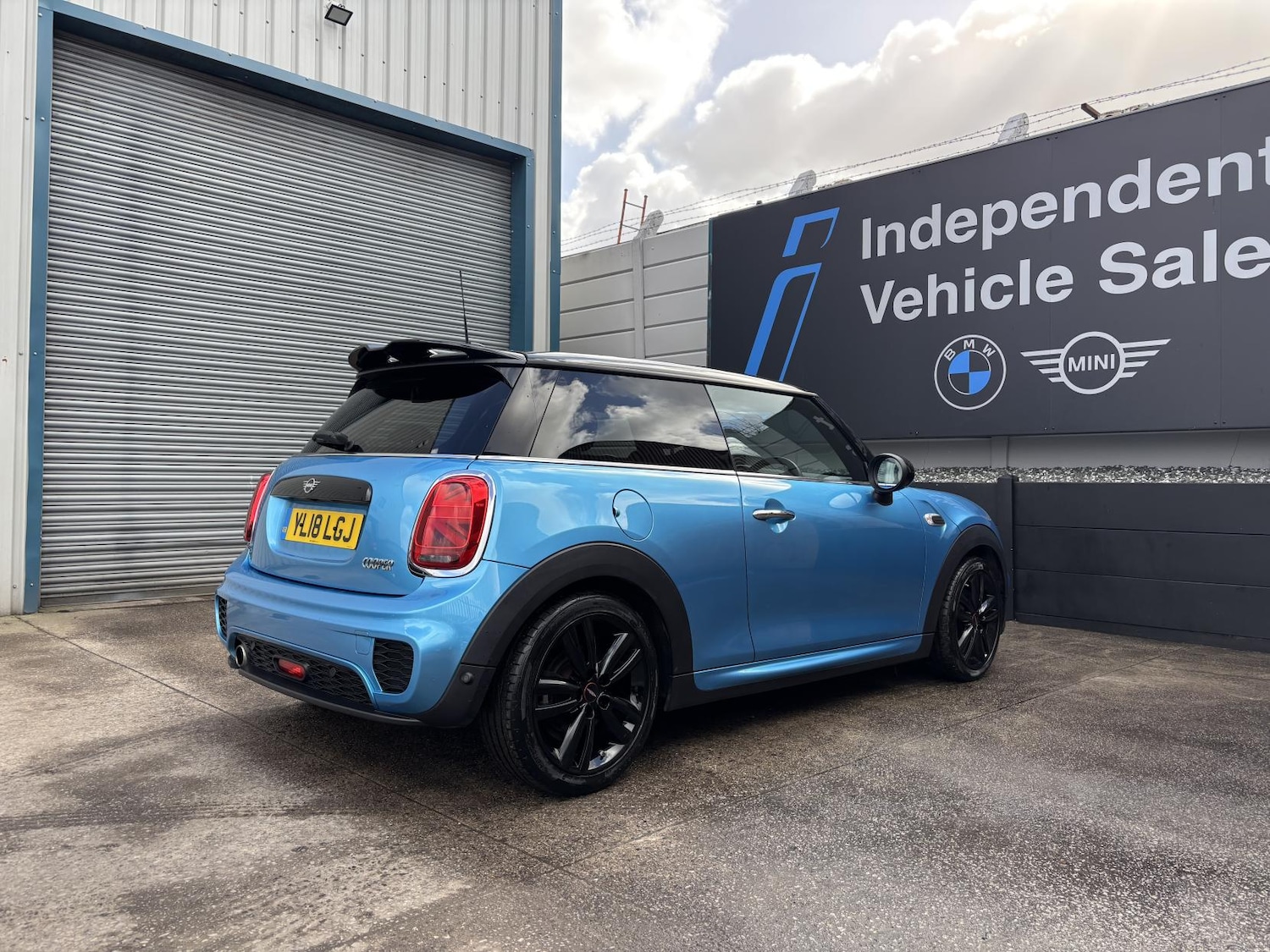 Used MINI Hatch 2018 for sale - 77901232: Photo 30
