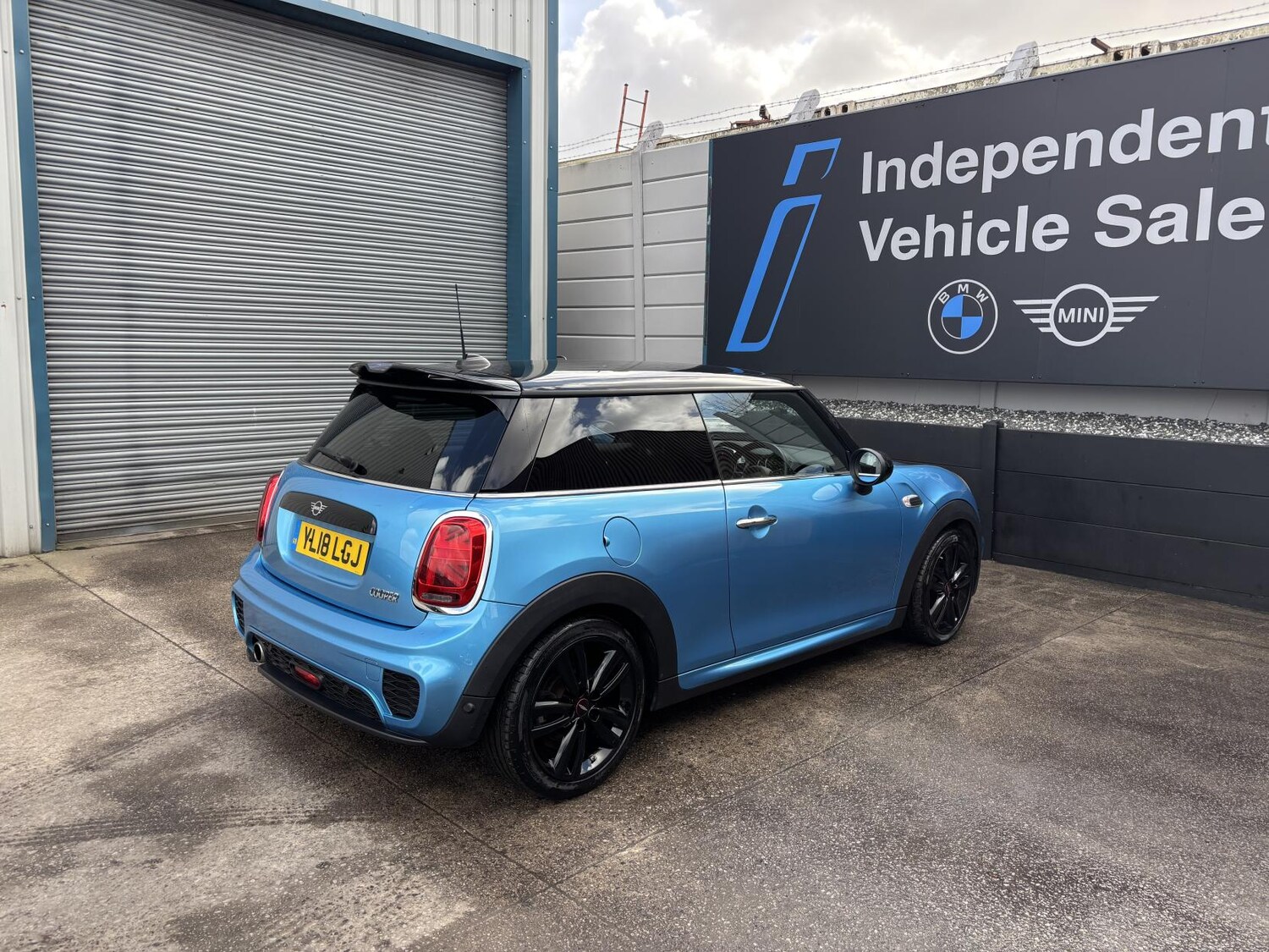 Used MINI Hatch 2018 for sale - 77901232: Photo 31