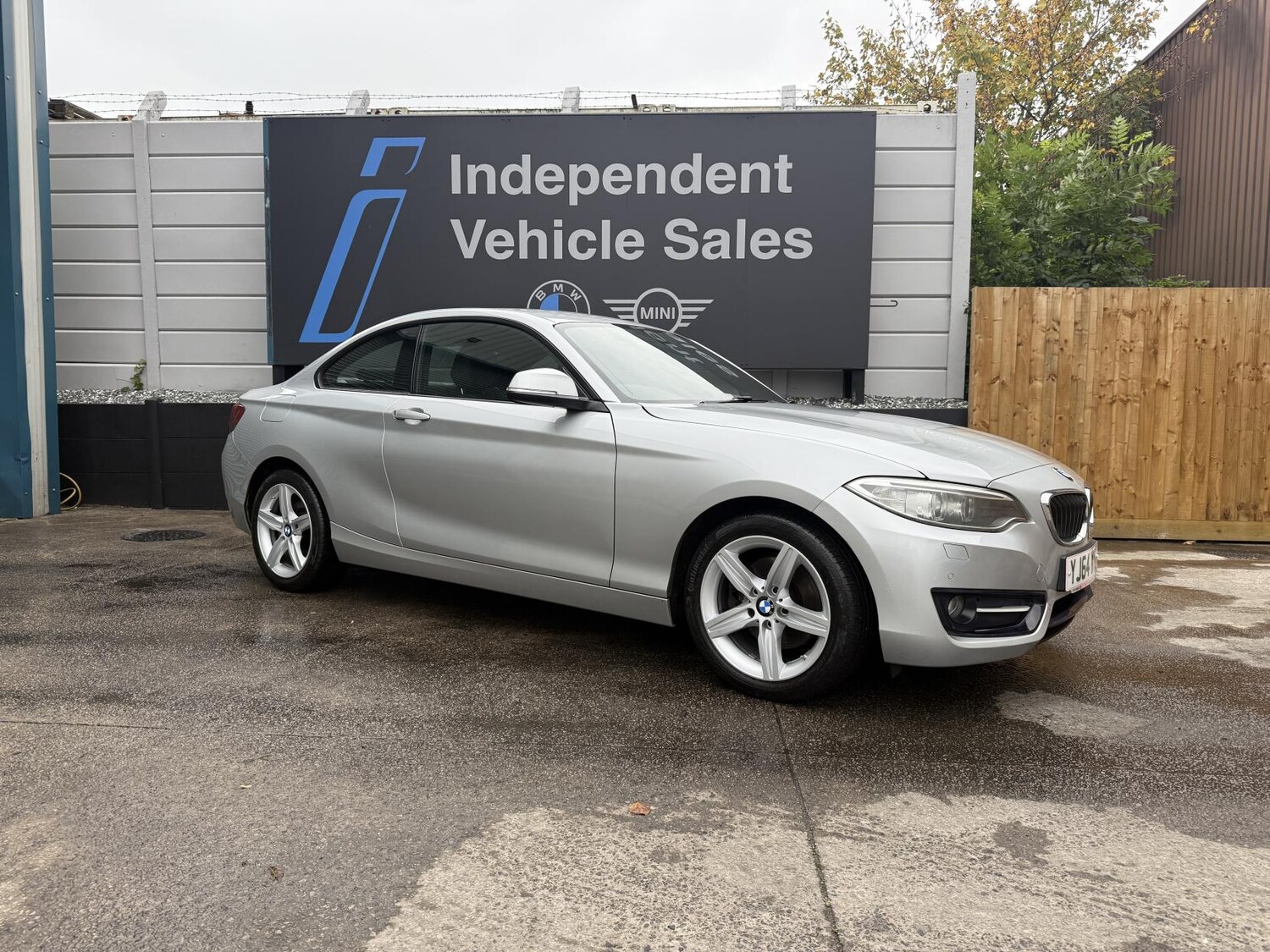 Used BMW 2 Series 2014 for sale - 76226133: Photo 3