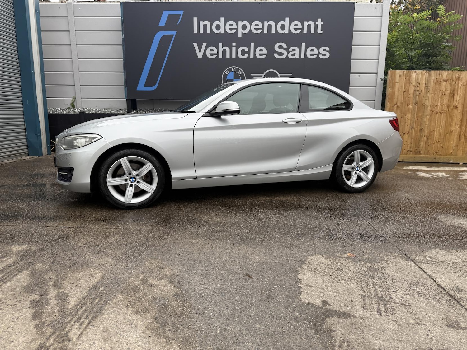 Used BMW 2 Series 2014 for sale - 76226133: Photo 4