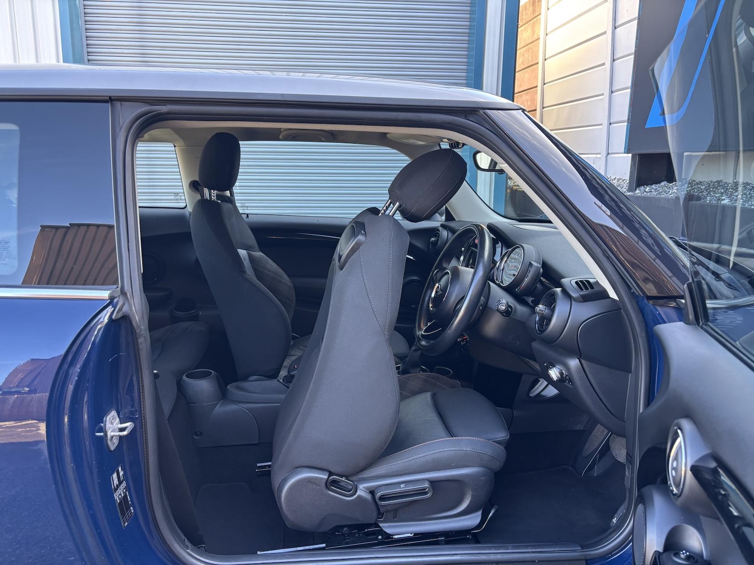 Used MINI Hatch 2017 for sale - 77732756: Photo 9