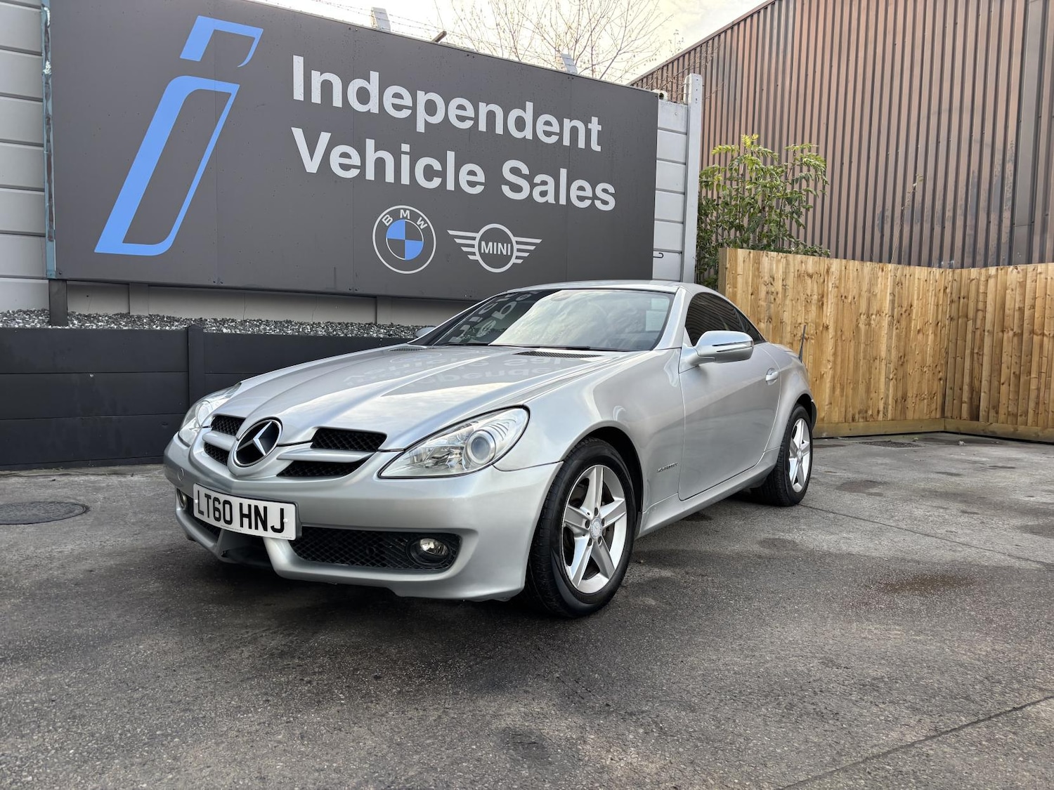 Used Mercedes-Benz SLK 2010 for sale - 76722768: Photo 16