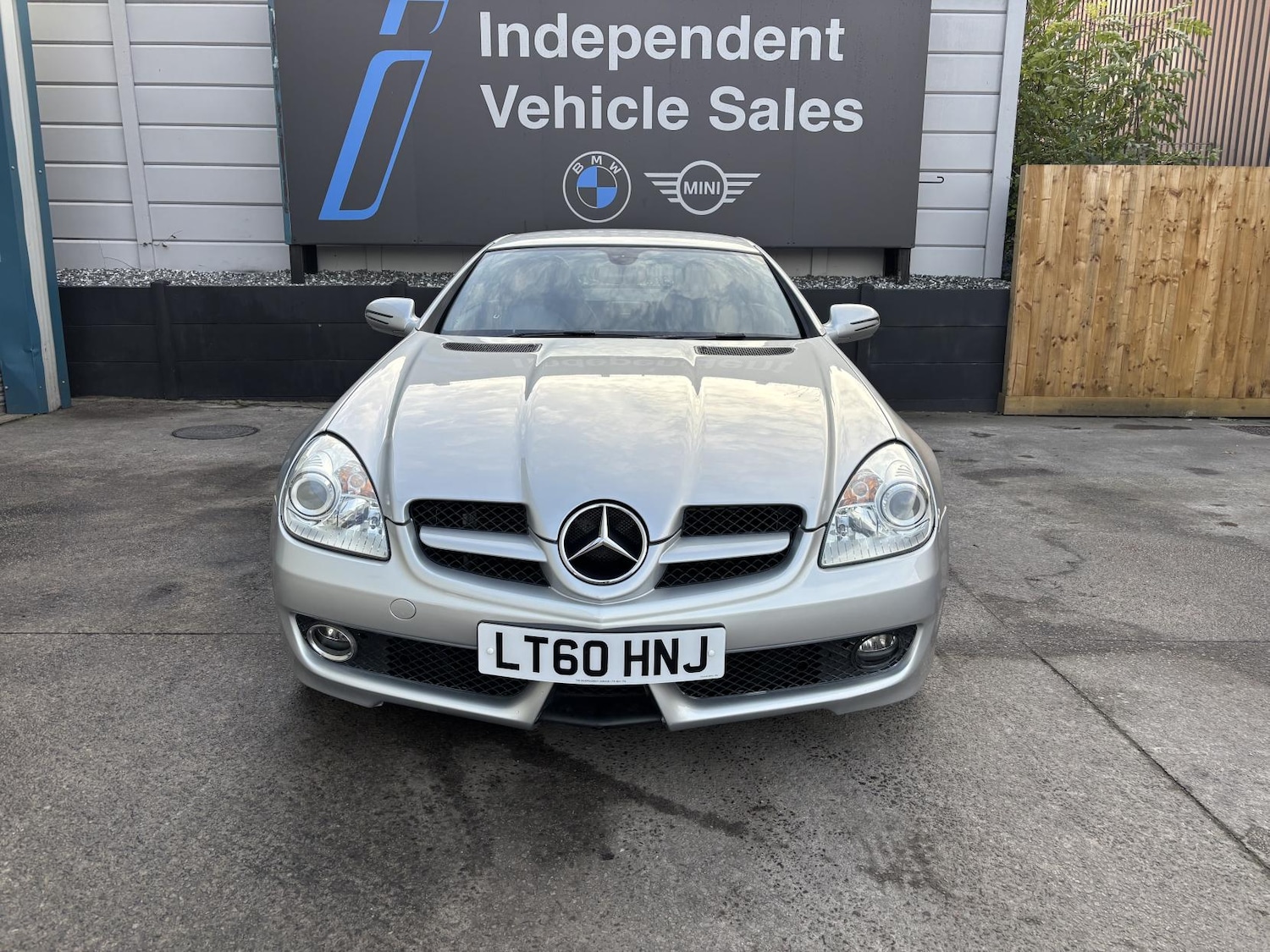 Used Mercedes-Benz SLK 2010 for sale - 76722768: Photo 22