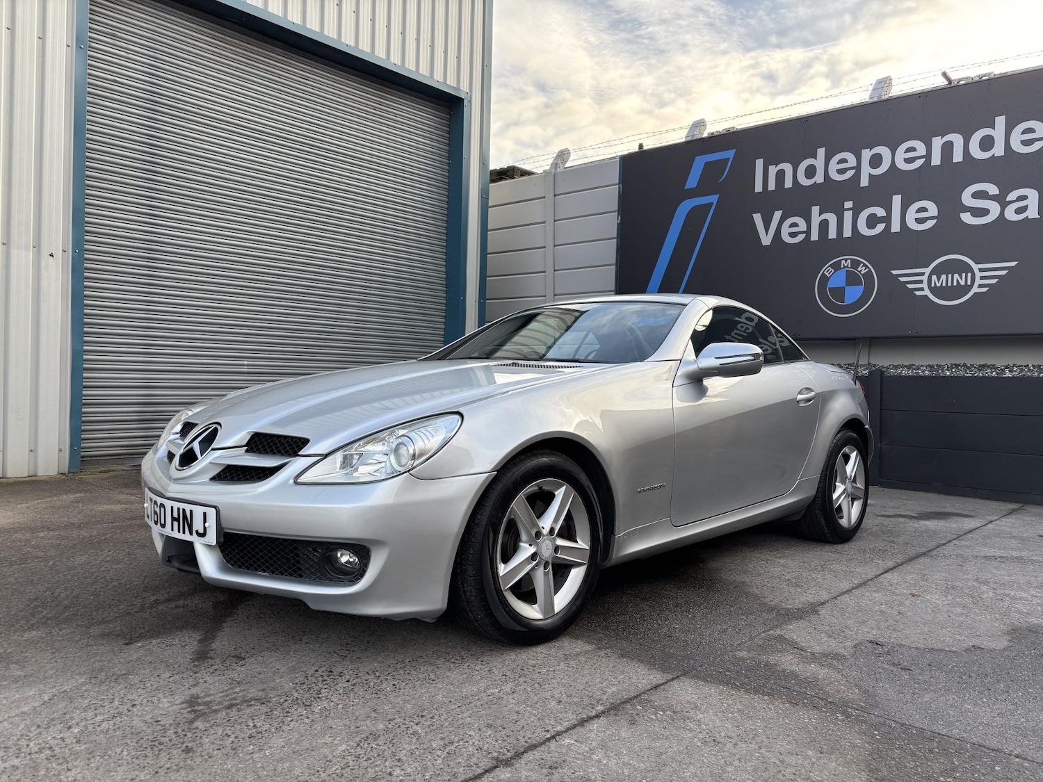 Used Mercedes-Benz SLK 2010 for sale - 76722768: Photo 23