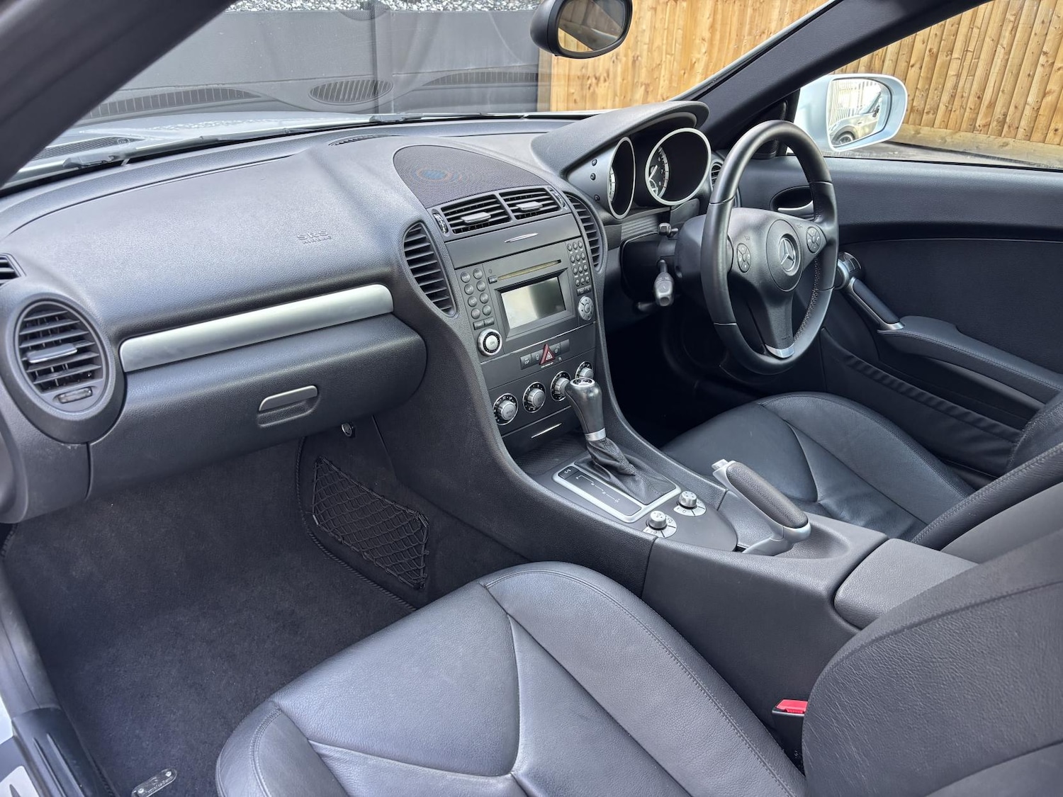 Used Mercedes-Benz SLK 2010 for sale - 76722768: Photo 34