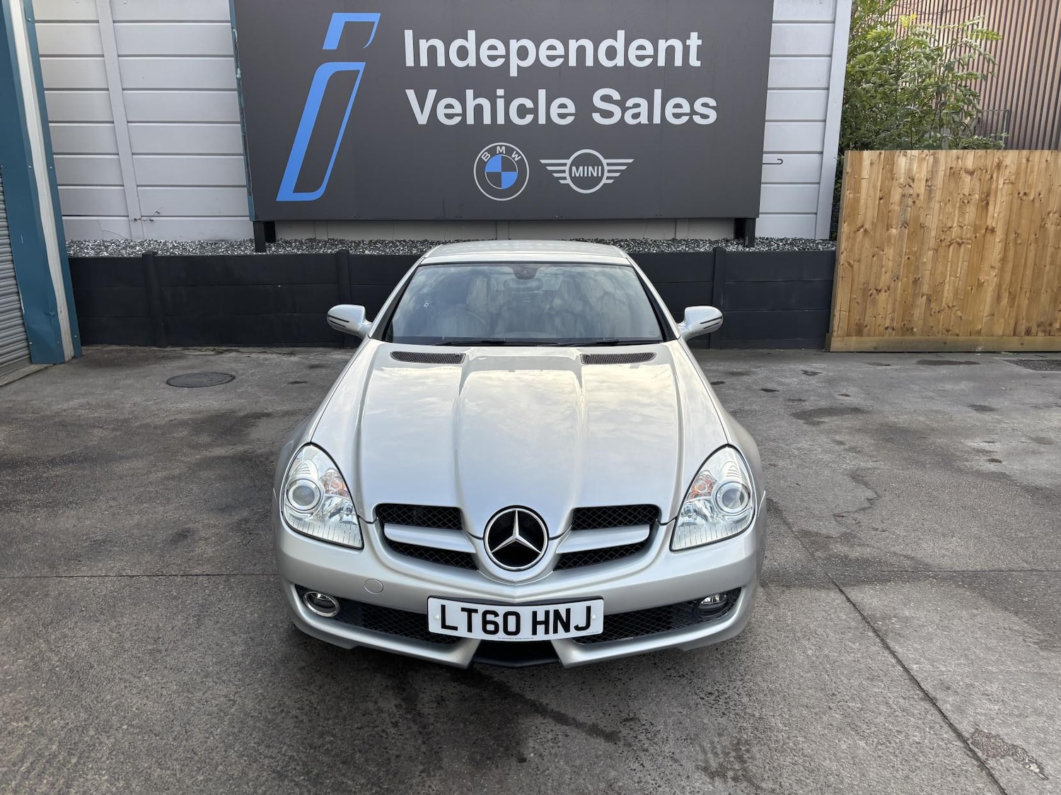 Used Mercedes-Benz SLK 2010 for sale - 76722768: Photo 7