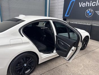 Used BMW 3 Series 2015 for sale - 78640340: Photo