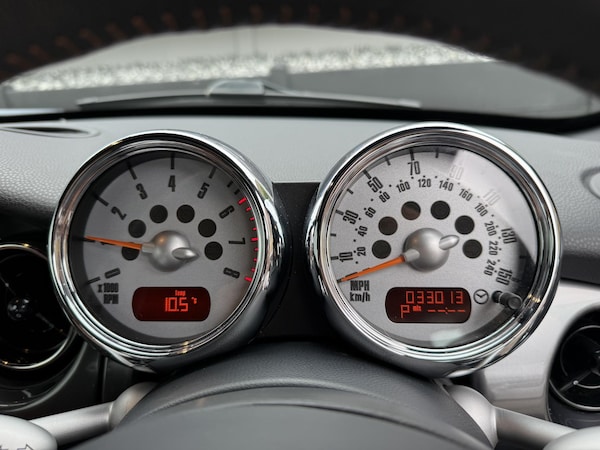 Used MINI Convertible 2007 for sale - 76226131: Photo 28