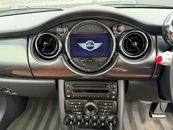 Used MINI Convertible 2007 for sale - 76226131: Photo 31