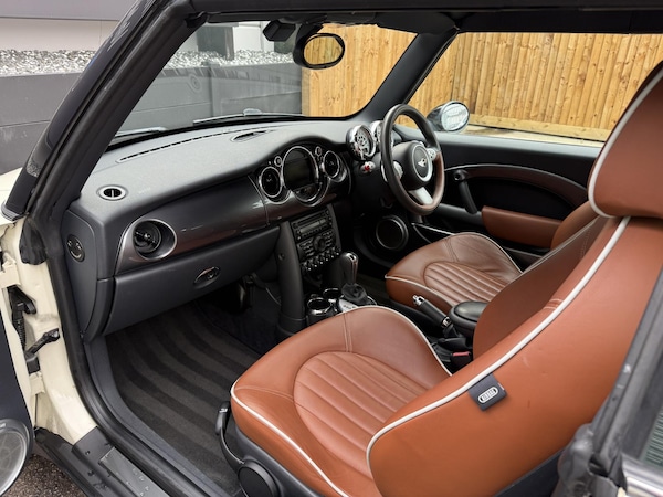 Used MINI Convertible 2007 for sale - 76226131: Photo 35