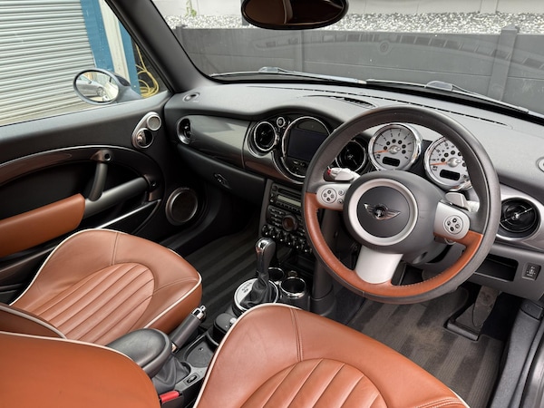 Used MINI Convertible 2007 for sale - 76226131: Photo 39