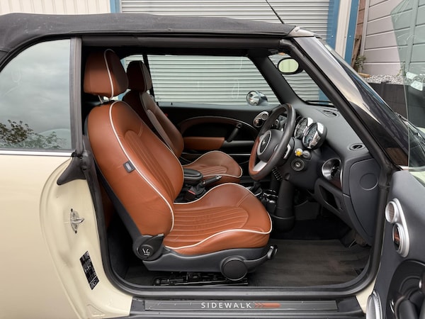 Used MINI Convertible 2007 for sale - 76226131: Photo 41