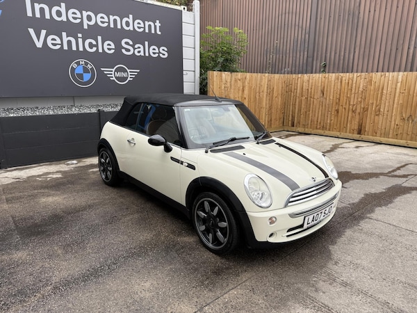 Used MINI Convertible 2007 for sale - 76226131: Photo 5
