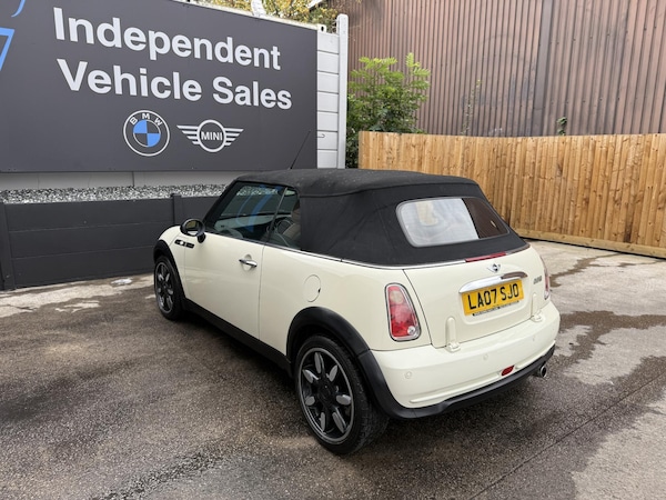 Used MINI Convertible 2007 for sale - 76226131: Photo 6