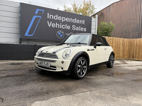 Used MINI Convertible 2007 for sale - 76226131: Photo 8