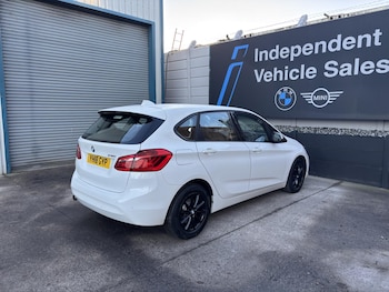 Used BMW 2 Series 2018 for sale - 77220461: Photo