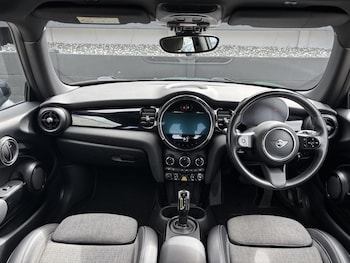 Used MINI Hatch 2021 for sale - 78314002: Photo