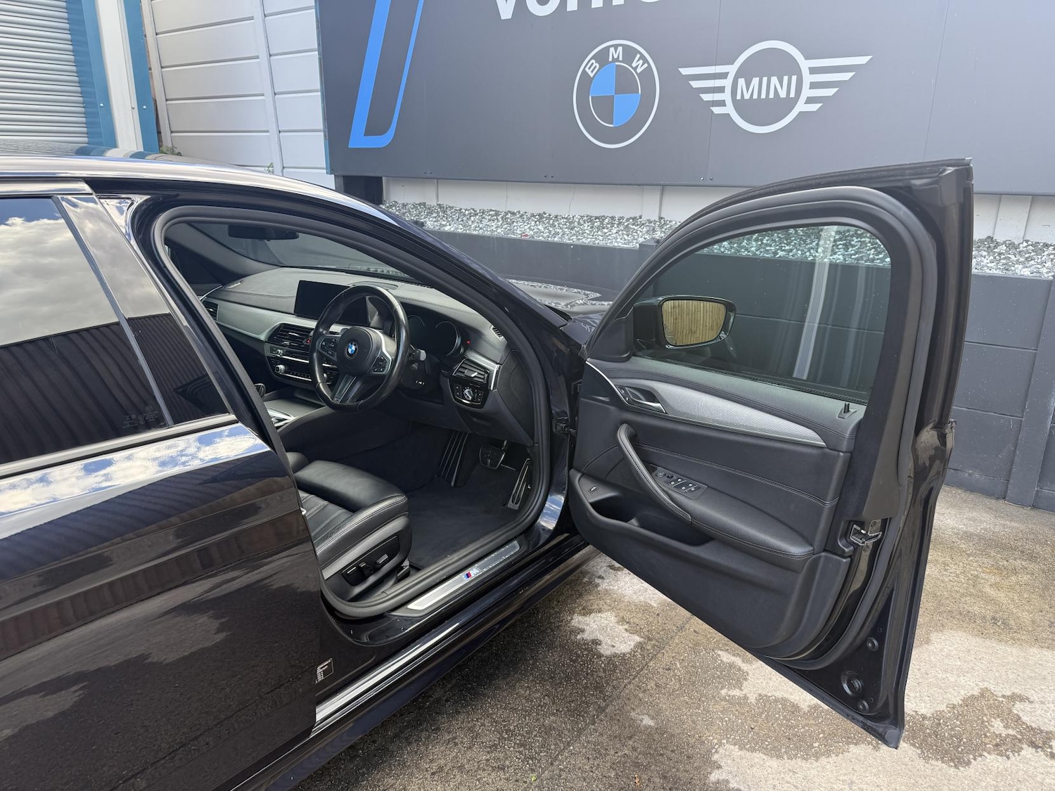 Vehicle 49