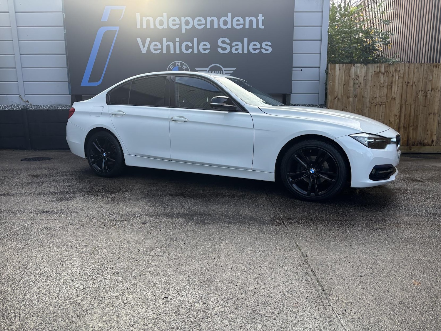 Used BMW 3 Series 2016 for sale - 76480159: Photo 5