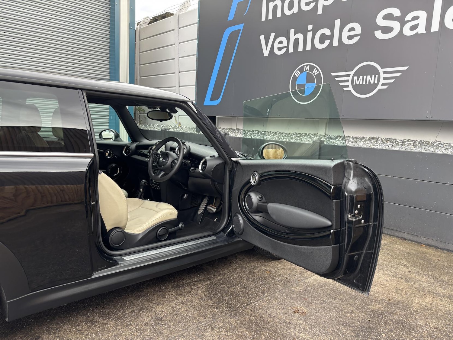 Used MINI Hatch 2013 for sale - 76517865: Photo 32